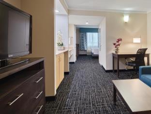 Best Western Fort Myers Inn And Suites Room photo